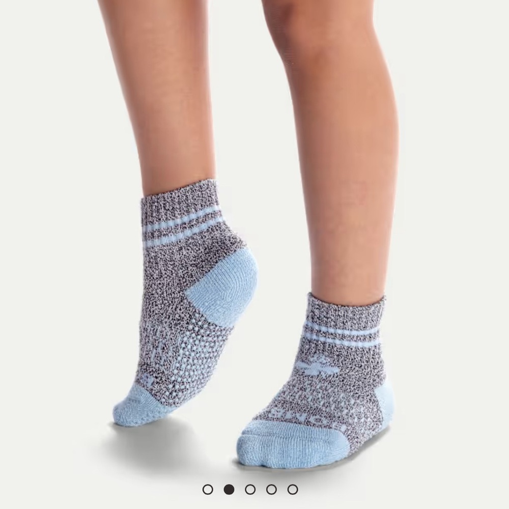 Bombas Toddler Calf Grippy Socks